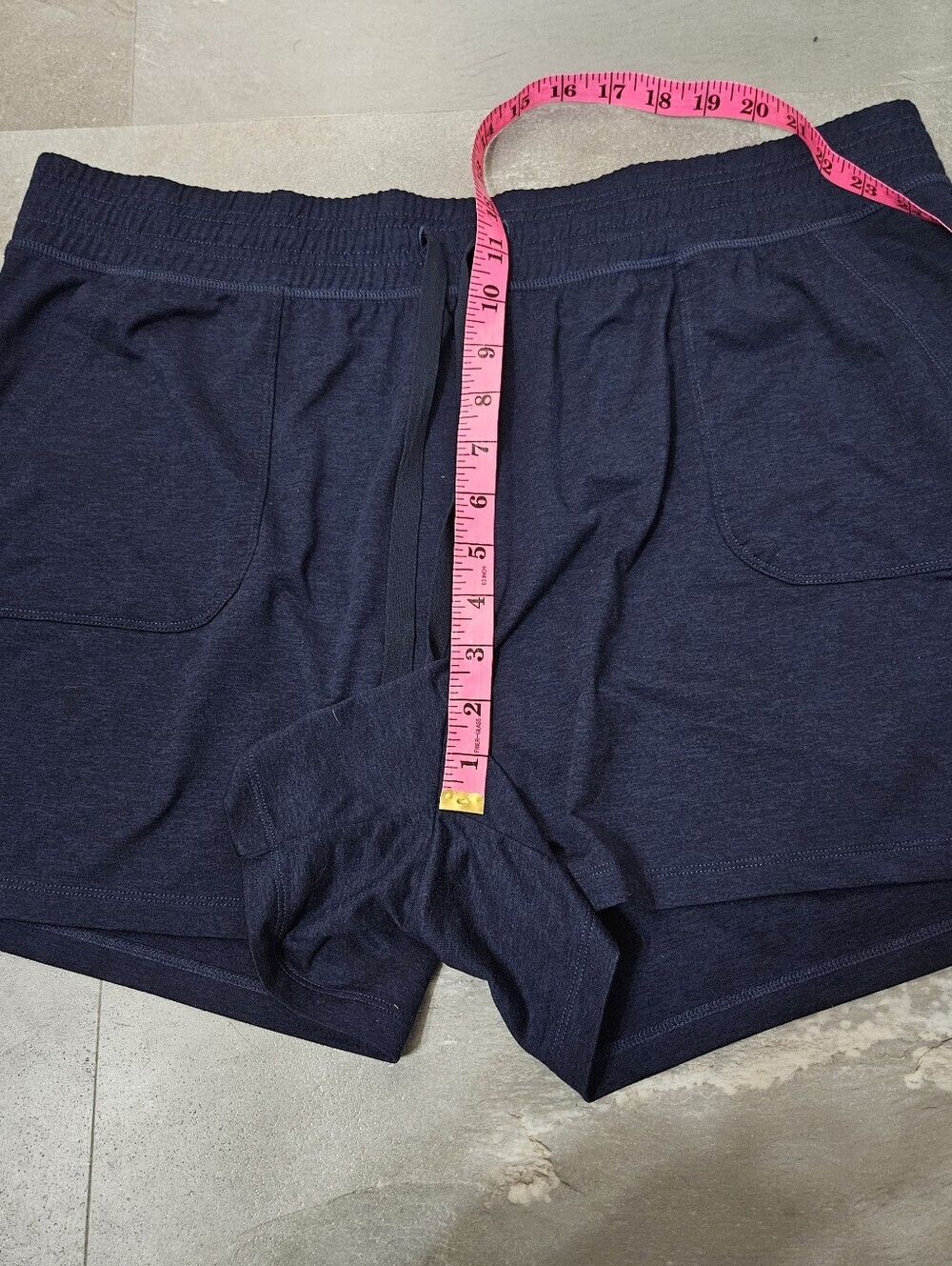 Gap Fit "Brushed Tech Jersey" Athletic Shorts. High Rise. Blue / black. XL, 4". - Picture 7 of 8